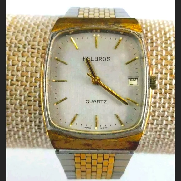 FLASH SALE VINTAGE COLLECTABLE HELBROS WATCH 2 TONE. SEE ALL PICS & INFO ⬇️⬇️
